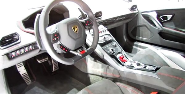 Interior of the Huracan