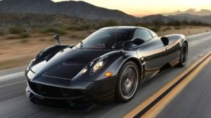 Pagani-Huayra-2016-Overview