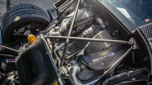 Pagani-Huayra-2016-Performance