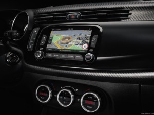 Alfa-Romeo-Giulia-2016-Features