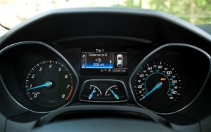 bmw-2-series-2016-features