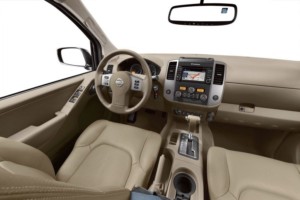 2016-nissan-frontier-interior