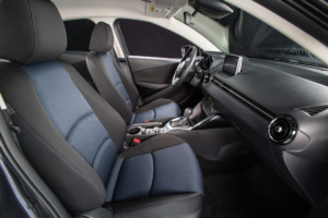 2016-scion-i-a-interior
