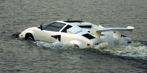 amphibious-lamborghini-countach