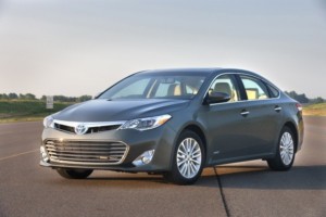 2016-toyota-avalon-hybrid