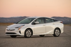2016-toyota-prius