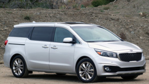 2017-kia-sedona-exterior