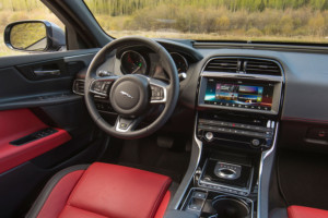 2017-jaguar-xe-features