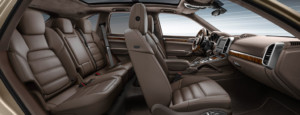 2017-porsche-cayenne-interior