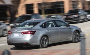 2017-toyota-avalon-safety